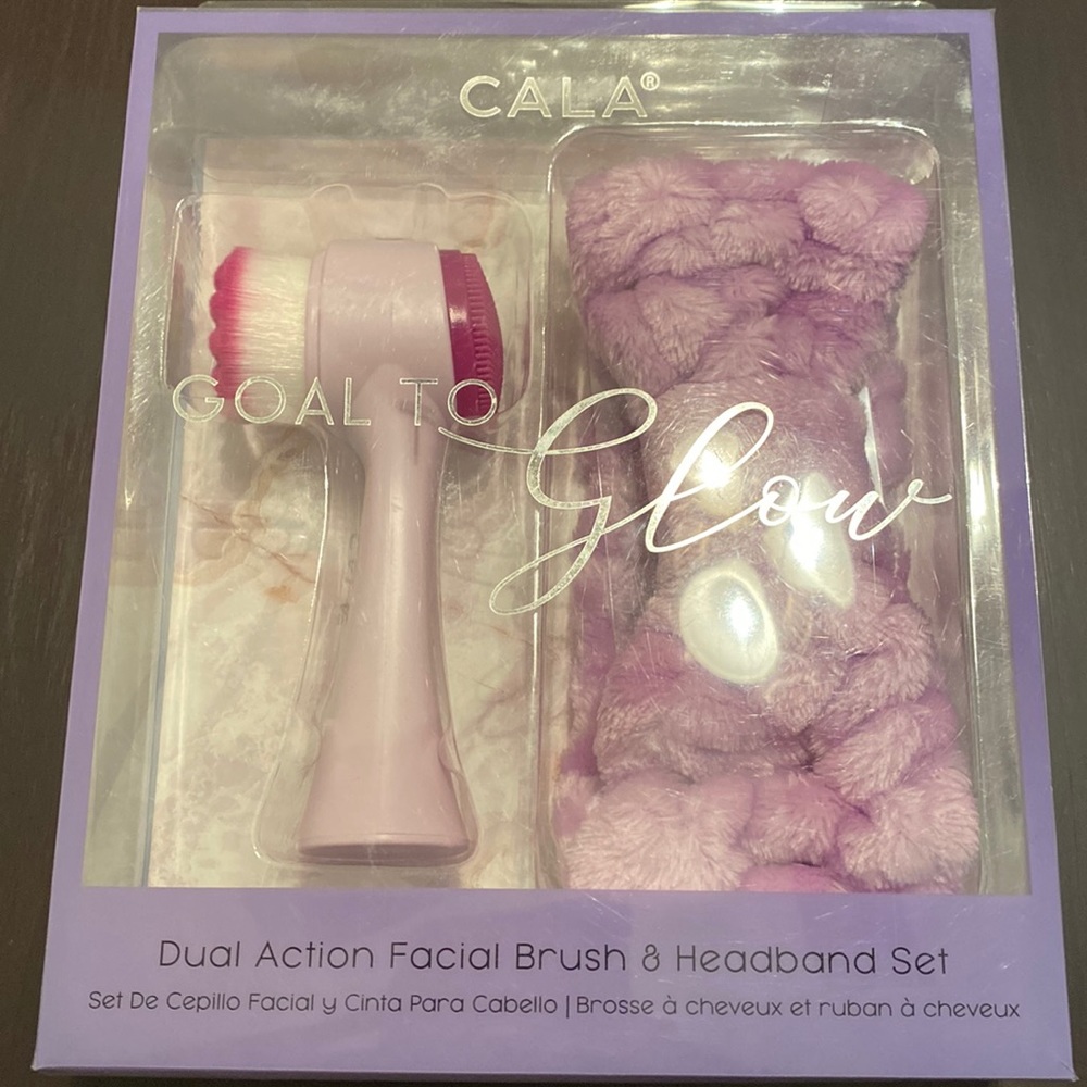 Facial brush